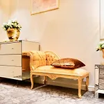Goldpearl-hyper Centre-lit King Size-parking Offert Apartment